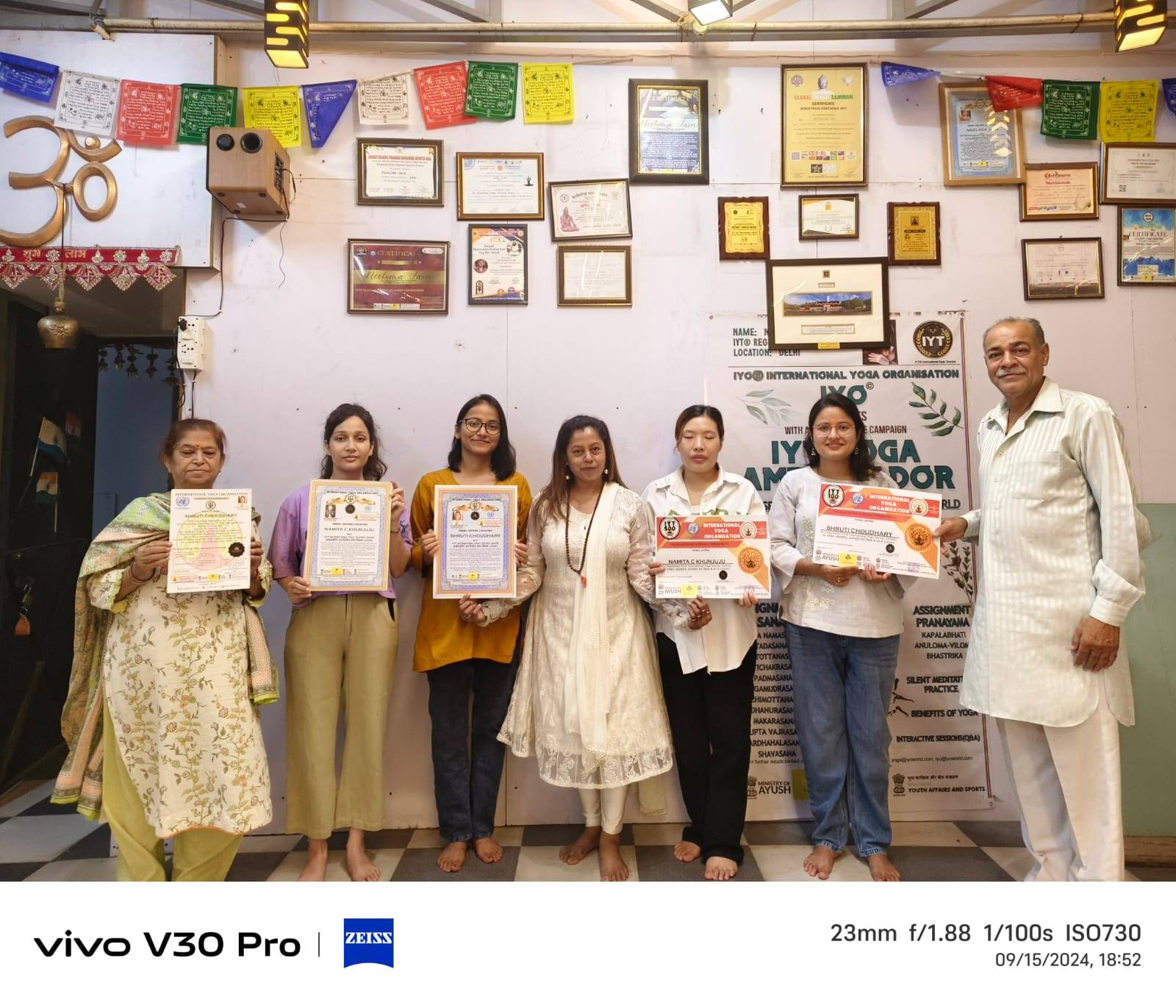 IYO certified students with Neelima Jain